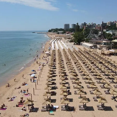 Apartment Fs - Wonderful A Step Away From The Sea Golden Sands